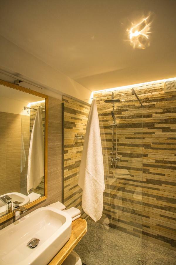 Alpine Rooms Guesthouse Бройл-Червиня Екстериор снимка